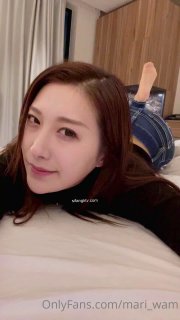我的巨乳漂亮女友每天都要色诱我